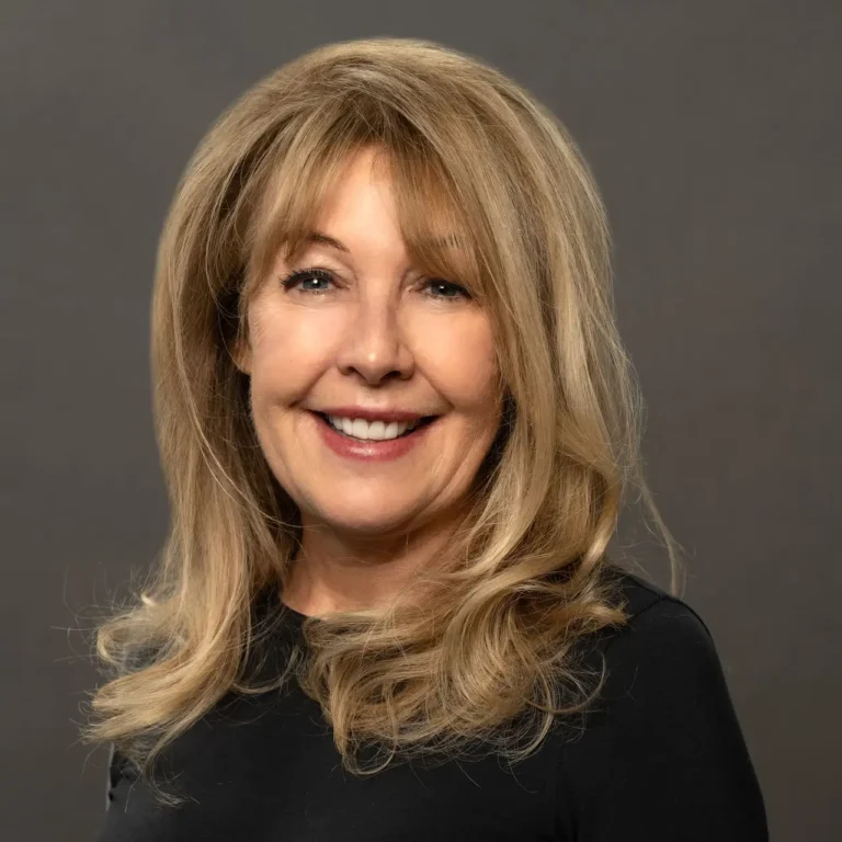 LoriDesautels-OPT